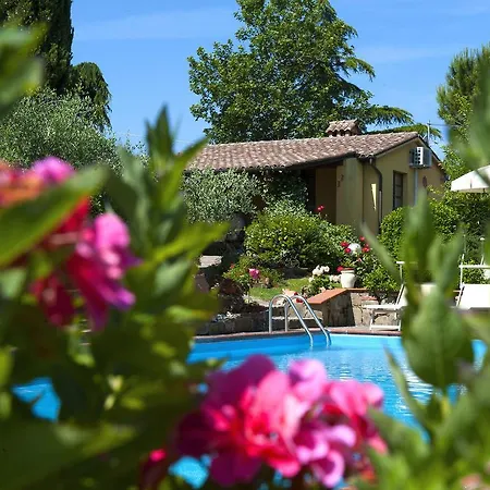 Holiday home Cozy In With Jacuzzi *