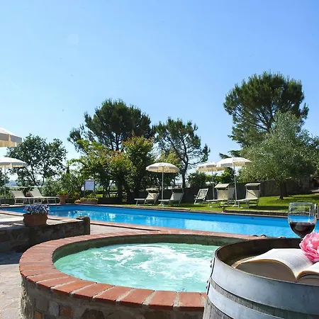 Holiday home Cozy In With Jacuzzi