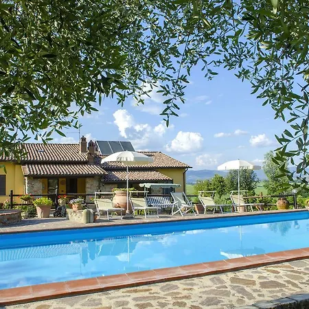 Holiday home Cozy In With Jacuzzi